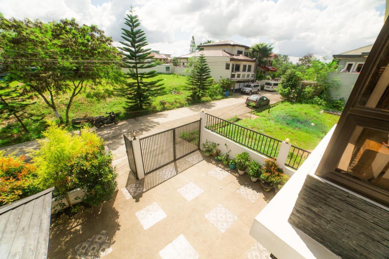 Bella Homes 6Br 4Bath Near Rotunda Tagaytay City Exterior photo