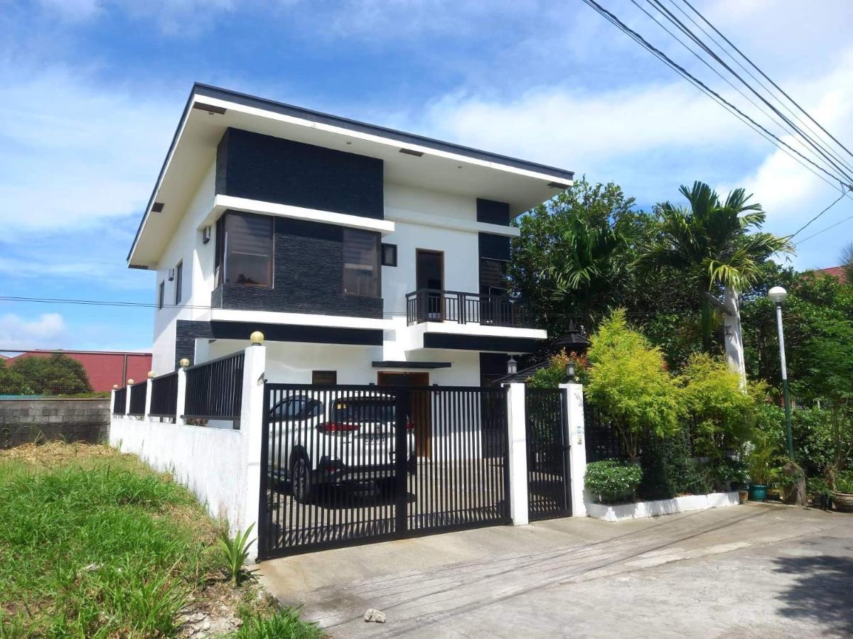 Bella Homes 6Br 4Bath Near Rotunda Tagaytay City Exterior photo