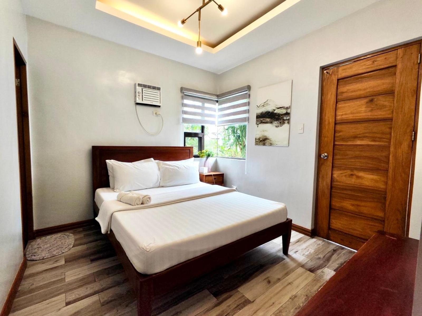 Bella Homes 6Br 4Bath Near Rotunda Tagaytay City Exterior photo