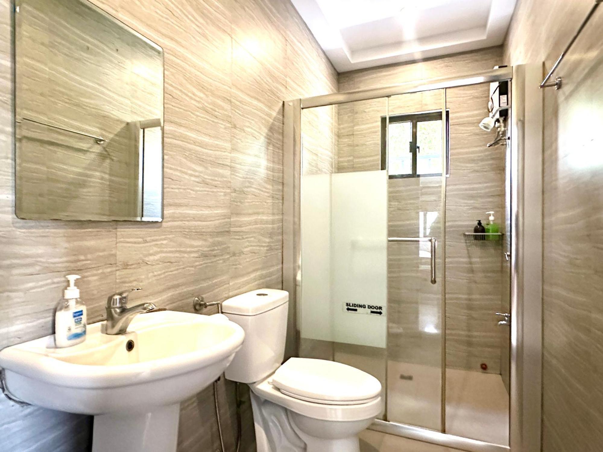 Bella Homes 6Br 4Bath Near Rotunda Tagaytay City Exterior photo