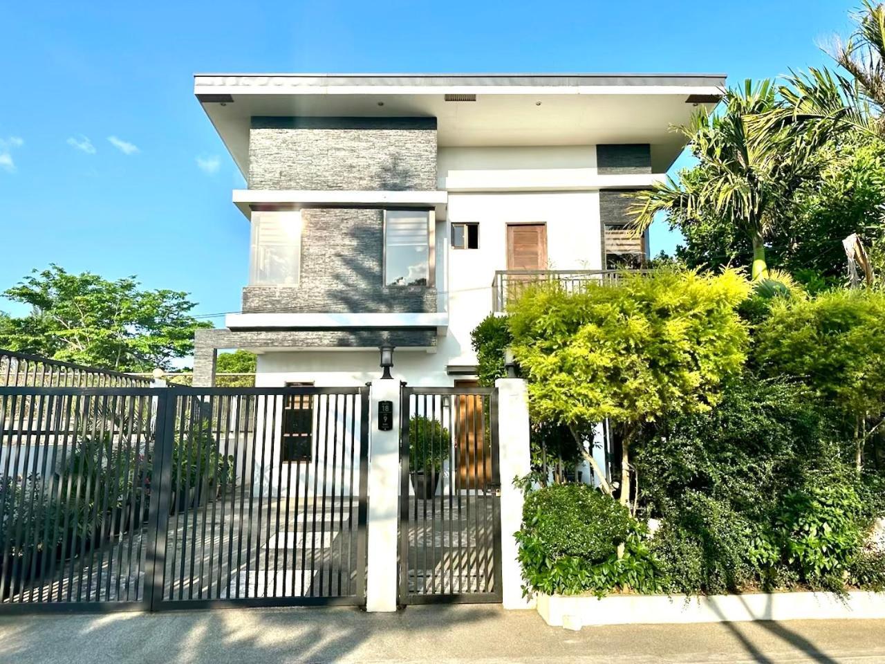 Bella Homes 6Br 4Bath Near Rotunda Tagaytay City Exterior photo