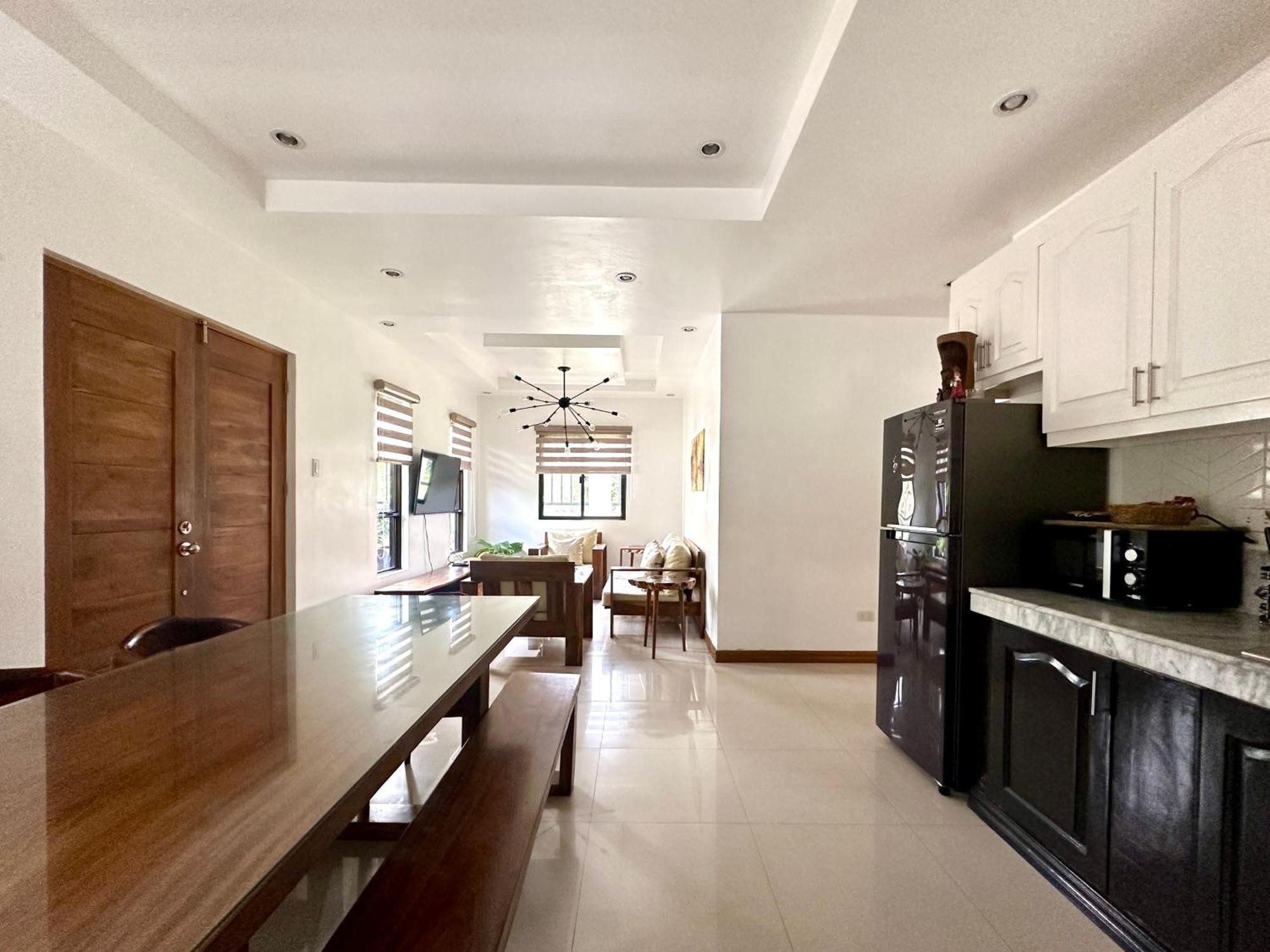 Bella Homes 6Br 4Bath Near Rotunda Tagaytay City Exterior photo